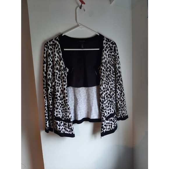 Black and White Jacket - Picture 2 of 5